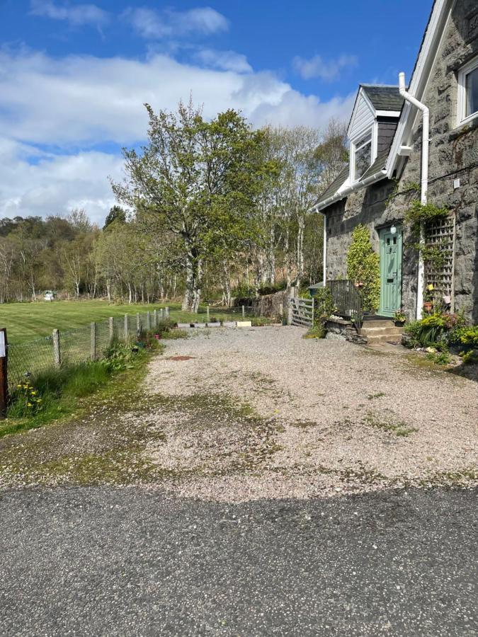 Newsagents Flat Leilighet Lairg Eksteriør bilde