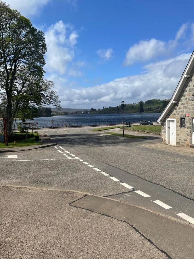 Newsagents Flat Leilighet Lairg Eksteriør bilde